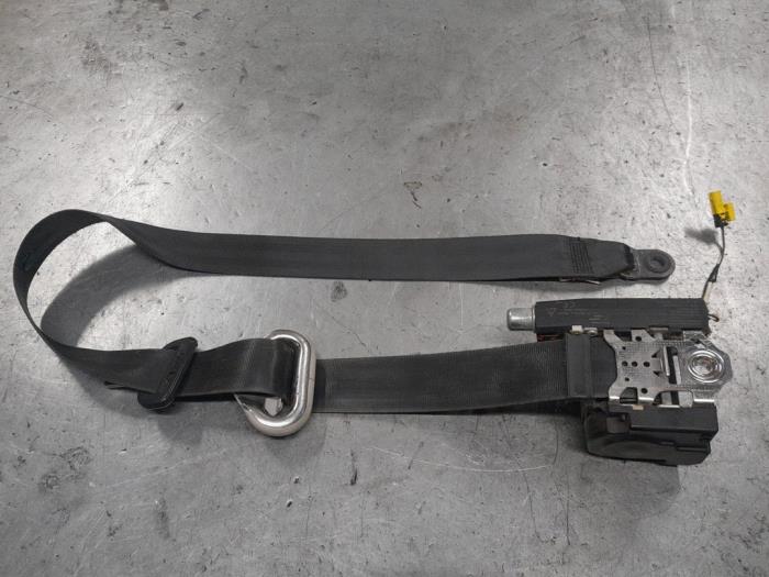 Volkswagen Caddy Gordelspanner links