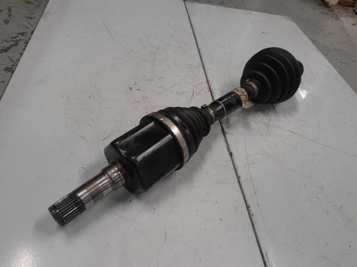 Alfa Romeo 159 Aandrijfas links-voor