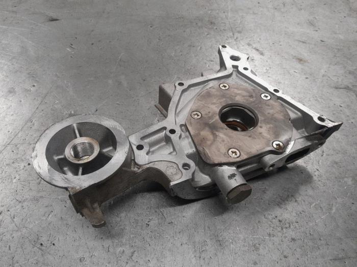 Alfa Romeo 156 Oliepomp