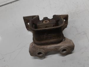 Gebruikte Motorsteun Opel Combo (Corsa C) 1.3 CDTI 16V Prijs € 30,00 Margeregeling aangeboden door A.T.S. van de Wiel