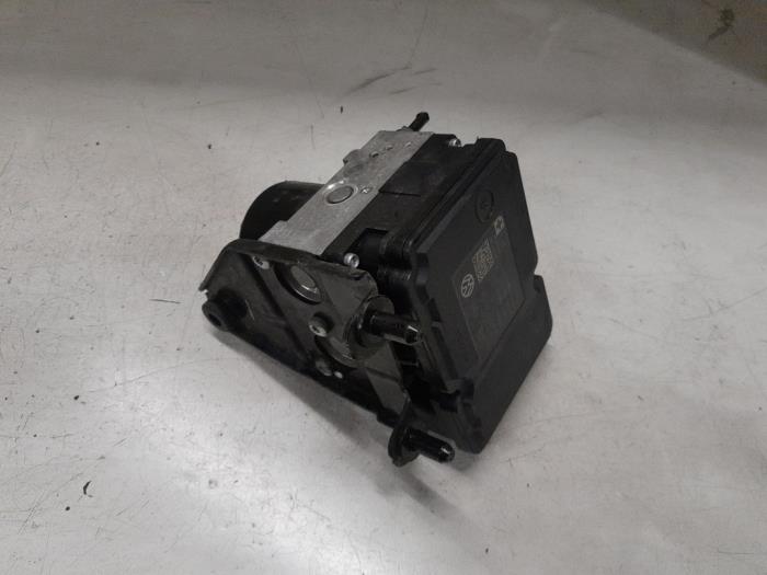 Volkswagen Golf ABS Pomp