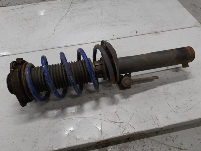 Volkswagen Golf Schokdemperpoot links-voor