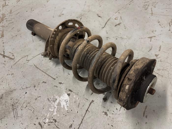 Volkswagen Caddy Schokdemperpoot rechts-voor