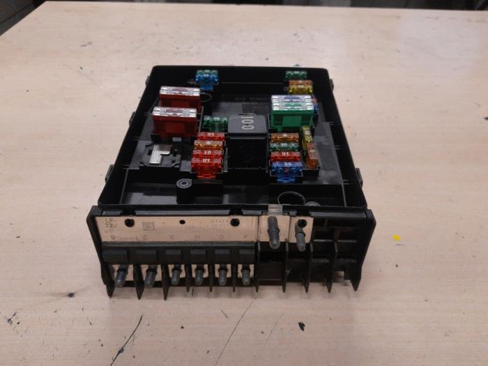 Volkswagen Caddy Zekeringkast