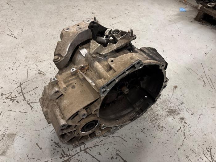 Volkswagen Caddy Versnellingsbak