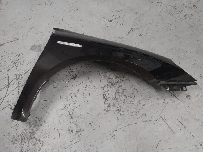 Alfa Romeo Giulietta Scherm rechts-voor