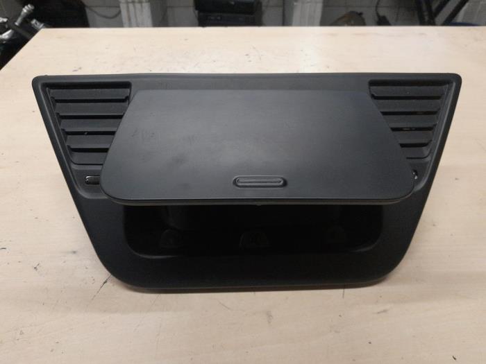 Alfa Romeo Giulietta Dashboardkastje