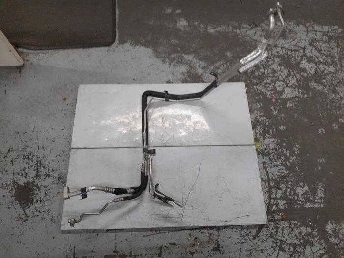 Ford Transit Airco Leiding