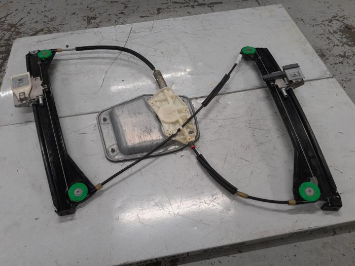 Volkswagen Eos Ruitmechaniek 2Deurs rechts-voor