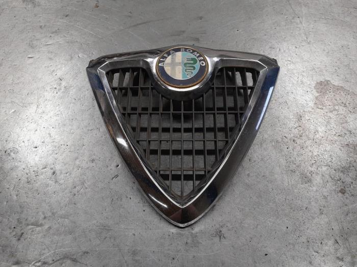 Alfa Romeo 156 Grille