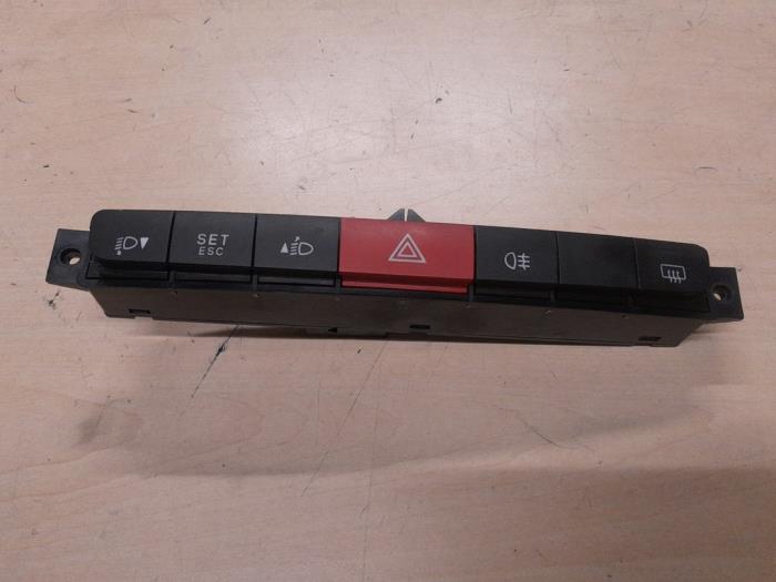 Opel Combo Paniekverlichtings Schakelaar