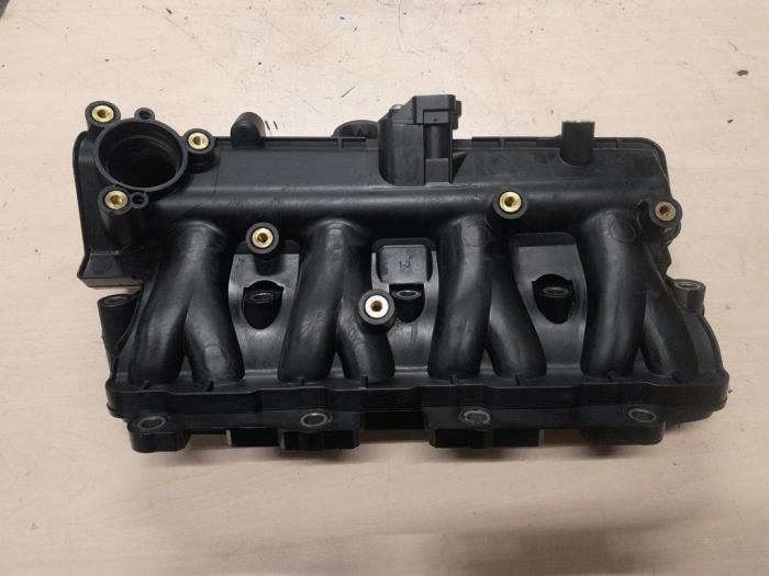 Opel Combo Inlaatspruitstuk