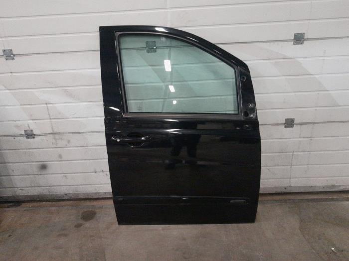 Mercedes Vito Portier 2Deurs rechts