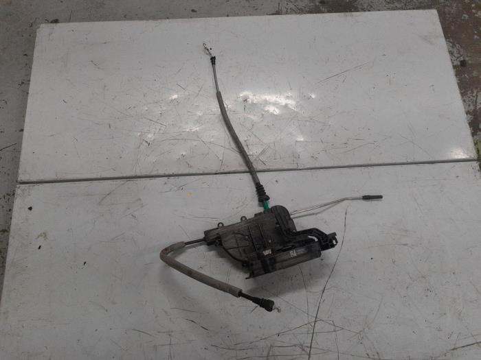 Mercedes Vito Deurslot Mechaniek 2Deurs links