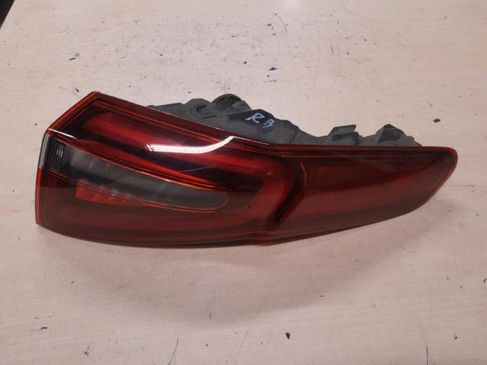 Alfa Romeo Stelvio Achterlicht rechts