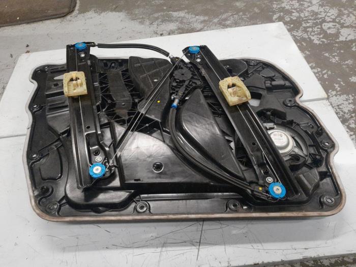 Alfa Romeo Stelvio Ruitmechaniek 4Deurs rechts-voor