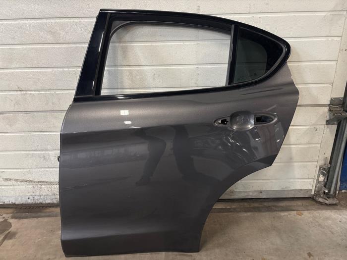 Alfa Romeo Stelvio Portier 4Deurs links-achter