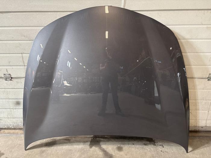 Alfa Romeo Stelvio Motorkap