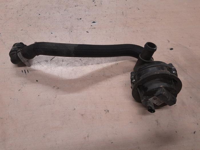 Alfa Romeo Stelvio Extra waterpomp