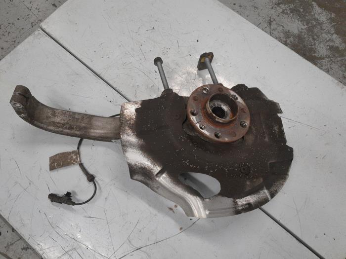 Alfa Romeo Stelvio Fusee links-voor