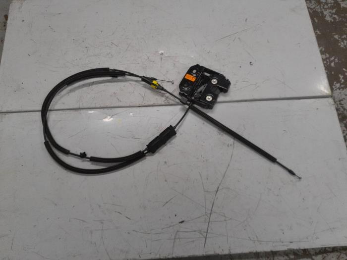 Alfa Romeo Stelvio Achterbank slot