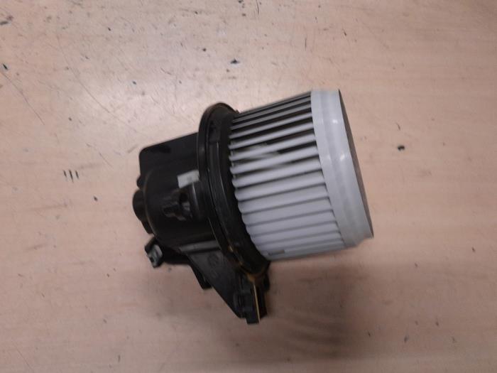 Alfa Romeo Stelvio Kachel Ventilatiemotor