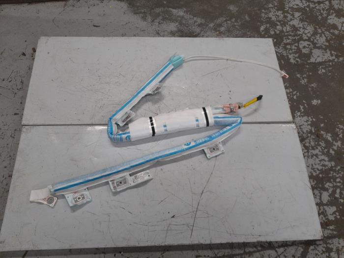 Alfa Romeo Stelvio Airbag hemel rechts