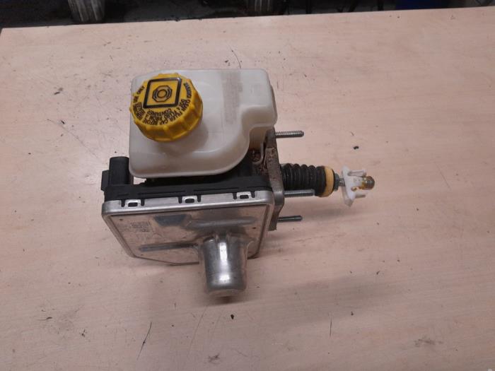 Alfa Romeo Stelvio ABS Pomp