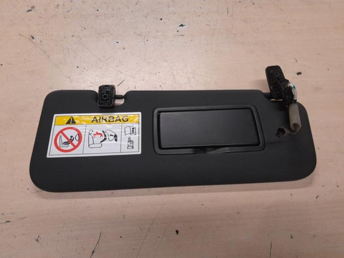 Alfa Romeo Stelvio Zonneklep