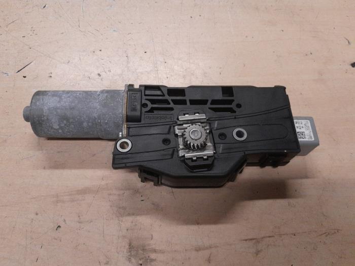 Alfa Romeo Stelvio Schuifdak Motor