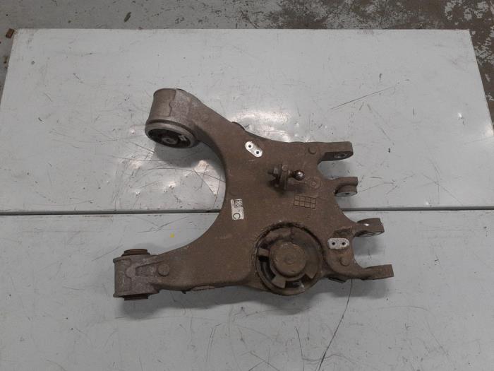 Alfa Romeo Stelvio Draagarm rechts-achter