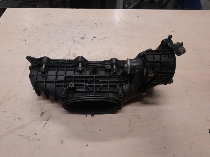 Mercedes Vito Inlaatspruitstuk