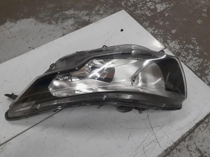 Iveco New Daily Koplamp links