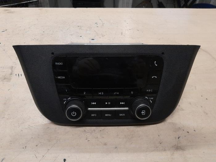Iveco New Daily Radio