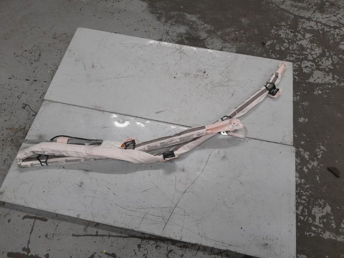 Audi Q3 Airbag hemel links