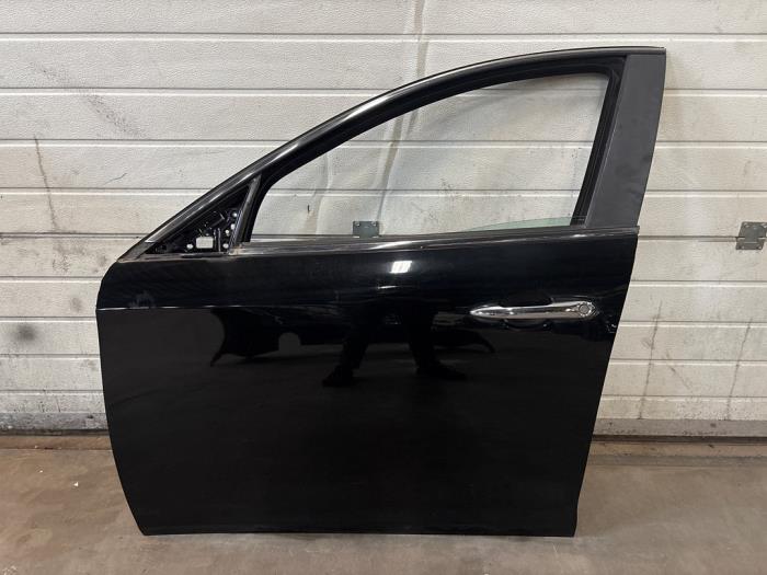 Alfa Romeo Giulietta Portier 4Deurs links-voor