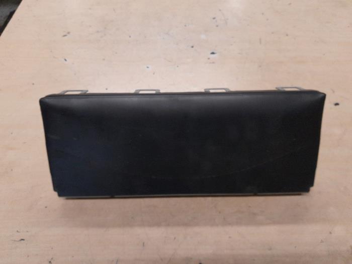 Volkswagen Golf Airbag knie links
