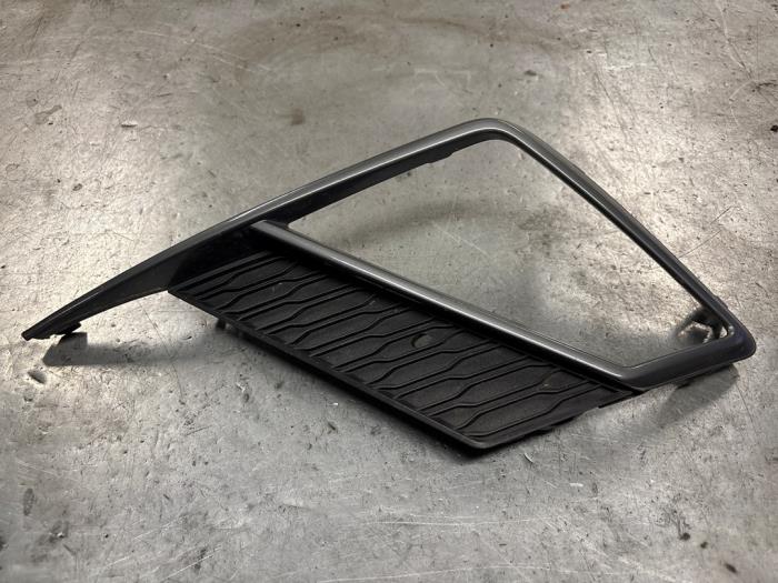 Seat Ibiza Bumper Rooster