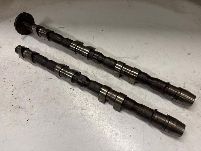 Alfa Romeo Spider Nokkenas set