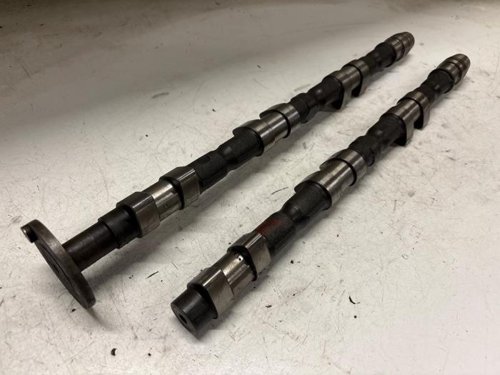 Alfa Romeo Spider Nokkenas set