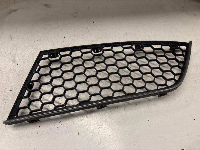 Alfa Romeo Mito Bumper Rooster