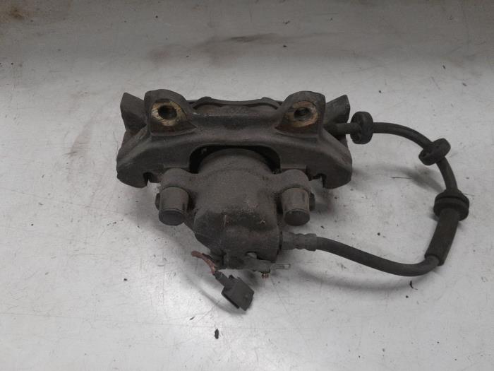 Alfa Romeo 147 Remklauw (Tang) links-voor