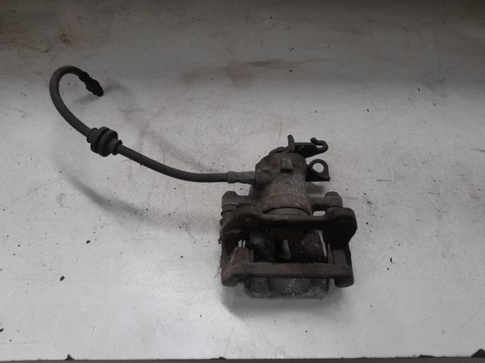 Alfa Romeo 147 Remklauw (Tang) links-achter