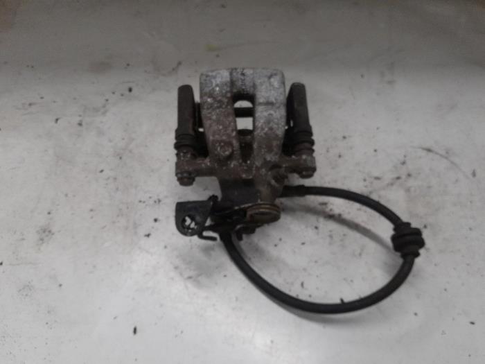 Alfa Romeo 147 Remklauw (Tang) rechts-achter