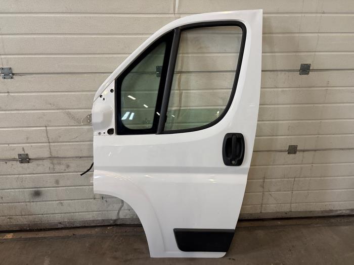 Fiat Ducato Portier 2Deurs links