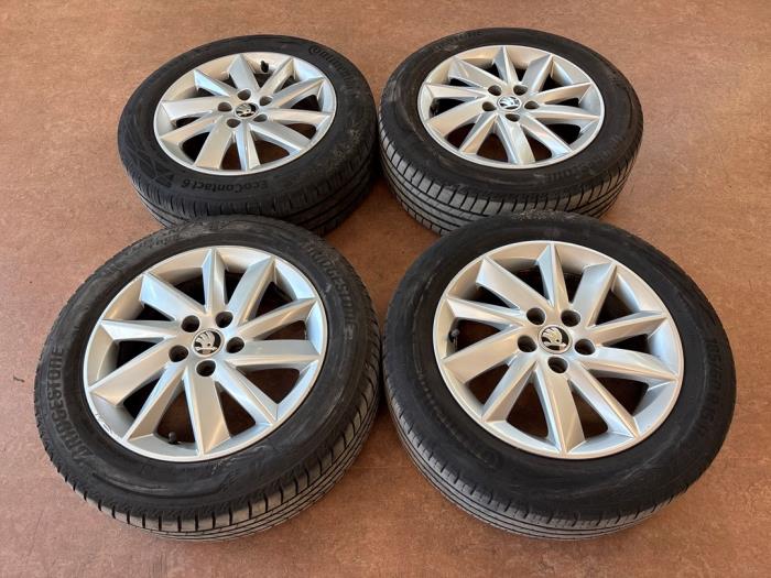 Seat Ibiza Sportvelgenset + banden