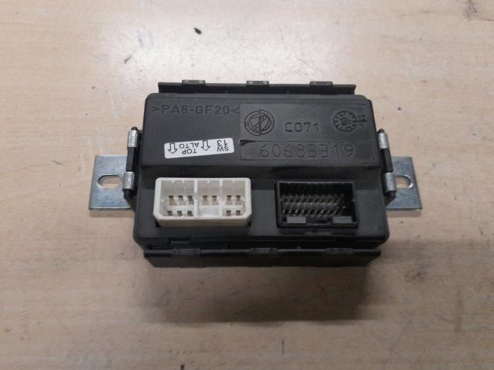 Alfa Romeo GT Centrale Deurvergrendelings Module