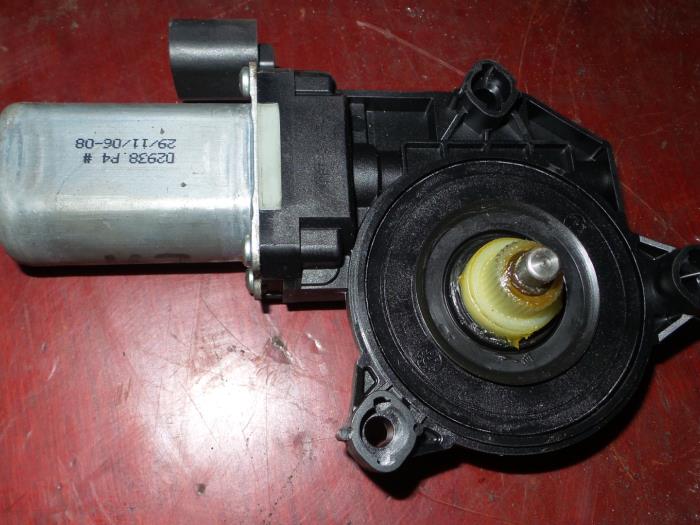 Raammechaniek 4Deurs links-achter van een Alfa Romeo 159 (939AX) 3.2 JTS V6 24V Q4 2007