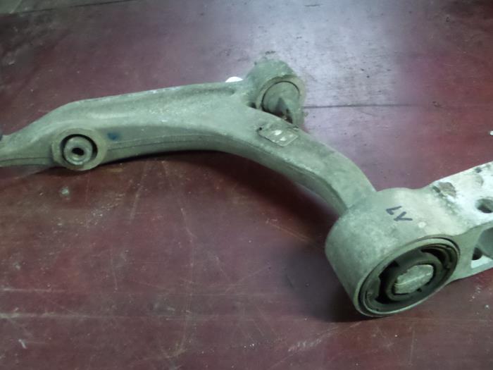 Alfa Romeo 159 Draagarm links-voor