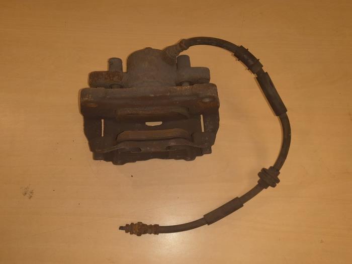 Alfa Romeo 159 Remklauw (Tang) rechts-voor